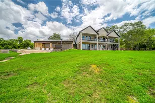 206 Elm St, Highlands, TX 77562 - Photo 12