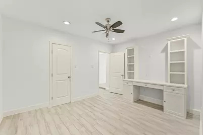 9206 W Sterling Drive, Pearland, TX 77584 - Photo 24