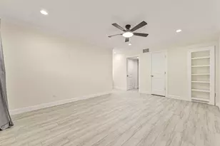 9206 W Sterling Dr, Pearland, TX 77584 - Photo 28