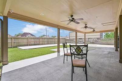 9206 W Sterling Drive, Pearland, TX 77584 - Photo 8