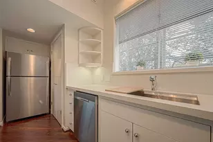 2029 Dunlavy St, Houston, TX 77006 - Photo 26