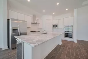 1051 Comal Trl, Dayton, TX 77535 - Photo 10