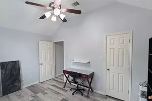 3201 Rock Brook Falls Ln, League City, TX 77573 - Photo 30