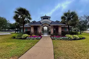 3201 Rock Brook Falls Ln, League City, TX 77573 - Photo 46