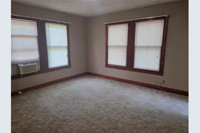 702 E Trinity Street, Victoria, TX 77901 - Photo 20