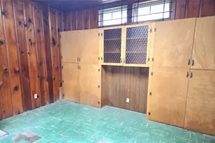 702 E Trinity St, Victoria, TX 77901 - Photo 24