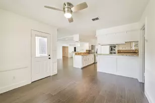 5602 Green Springs Dr, Houston, TX 77066 - Photo 12