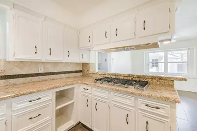 5602 Green Springs Drive, Houston, TX 77066 - Photo 20