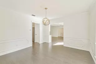 5602 Green Springs Dr, Houston, TX 77066 - Photo 10