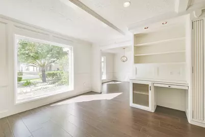 5602 Green Springs Drive, Houston, TX 77066 - Photo 8