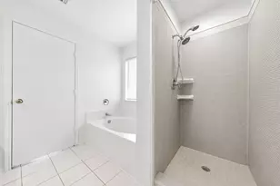 3209 Wheatmeadow Ct, Pearland, TX 77581 - Photo 14