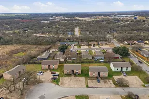 2802 Cypress Bend Cir, Bryan, TX 77801 - Photo 16