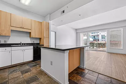 3505 Sage #115, Houston, TX 77056 - Photo 4