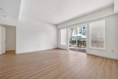 3505 Sage #115, Houston, TX 77056 - Photo 12