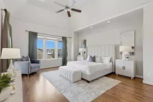 1348 W 25th St, Houston, TX 77008 - Photo 16