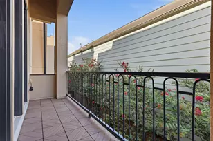 1348 W 25th St, Houston, TX 77008 - Photo 28
