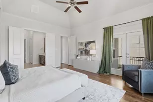 1348 W 25th St, Houston, TX 77008 - Photo 16