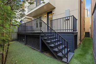 1348 W 25th St, Houston, TX 77008 - Photo 30
