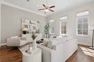 1348 W 25th St, Houston, TX 77008 - Photo 2