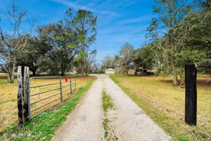1523 County Rd 676, Dayton, TX 77535 - Photo 2