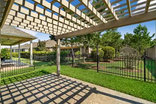 516 Nokota Dr, Spring, TX 77382 - Photo 2