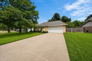 5315 Acorn Ct Ct, League City, TX 77573 - Photo 1