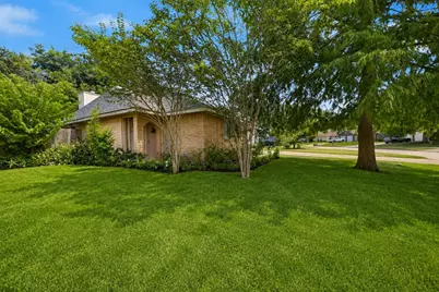 5315 Acorn Court Court, League City, TX 77573 - Photo 4