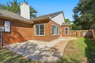 14538 Circlewood Way, Houston, TX 77062 - Photo 26