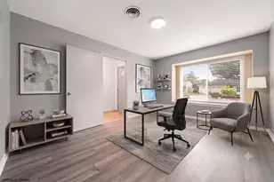 9403 Beverly Hill St, Houston, TX 77063 - Photo 2