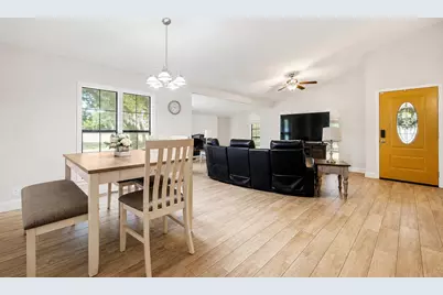 3307 Meadowview Drive, Missouri City, TX 77459 - Photo 10