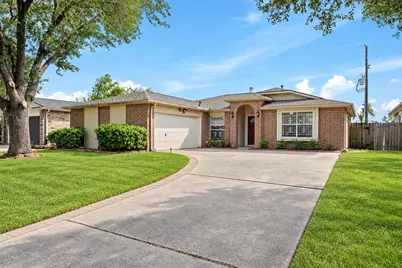 4319 Breckenridge Drive, Houston, TX 77066 - Photo 1
