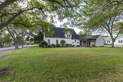 901 Anderson Street, Schulenburg, TX 78956 - Photo 30