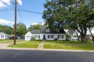 901 Anderson St, Schulenburg, TX 78956 - Photo 36