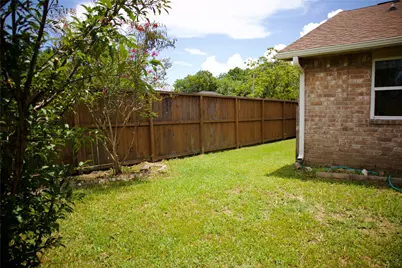 8523 Elmhaven Road, La Porte, TX 77571 - Photo 22
