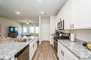 16843 Bristle Cone Wy, Conroe, TX 77302 - Photo 8