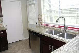 2754 Quarry Hill Rd, Sugar Land, TX 77478 - Photo 22