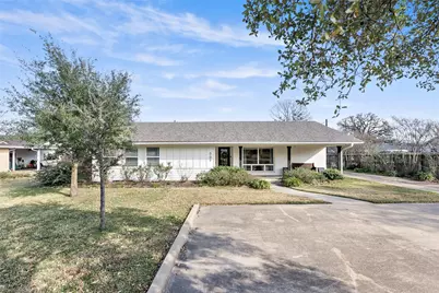 507 Crescent Drive, Bryan, TX 77801 - Photo 1