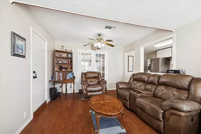 4629 Valerie, Bellaire, TX 77401 - Photo 18