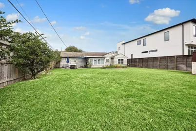 4629 Valerie, Bellaire, TX 77401 - Photo 36