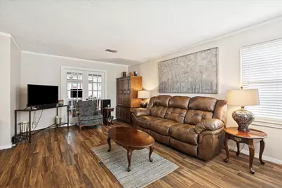 4629 Valerie, Bellaire, TX 77401 - Photo 10