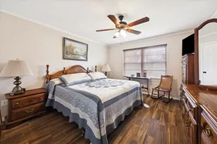 4629 Valerie, Bellaire, TX 77401 - Photo 24