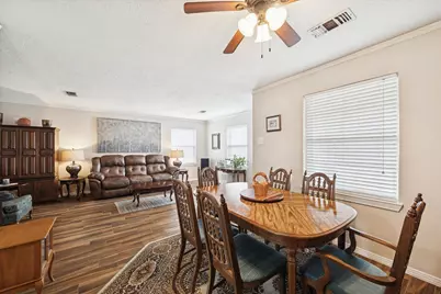 4629 Valerie, Bellaire, TX 77401 - Photo 12