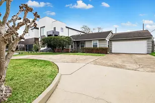 4629 Valerie, Bellaire, TX 77401 - Photo 4