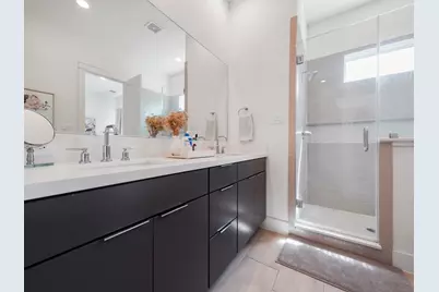 1218 W 24th Street #D, Houston, TX 77008 - Photo 12