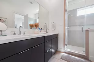 1218 W 24th St, Houston, TX 77008 - Photo 12