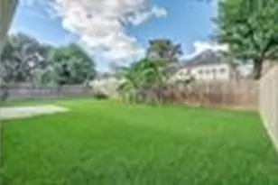 16419 Dawncrest Way, Sugar Land, TX 77498 - Photo 4