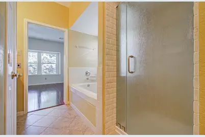 16419 Dawncrest Way, Sugar Land, TX 77498 - Photo 10