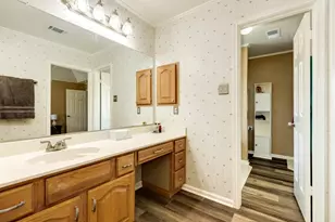 2205 Lady Leslie Ln, Pearland, TX 77581 - Photo 20