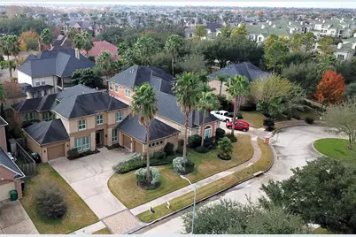 13323 Brentonwood Lane, Houston, TX 77077 - Photo 22