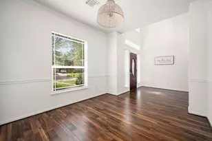 9319 Hudson Bend Cir, Houston, TX 77095 - Photo 14